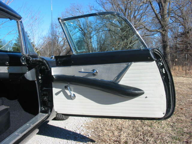 1956 Ford Thunderbird - photo 10