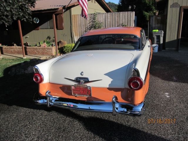 1956 Ford Victoria 2-Door Hardtop Coupe - photo 4