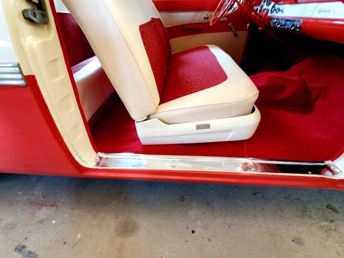 1956 Ford Victoria Fairlane - photo 12