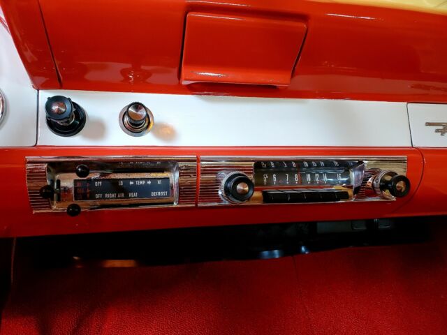 1956 Ford Victoria Fairlane - photo 7
