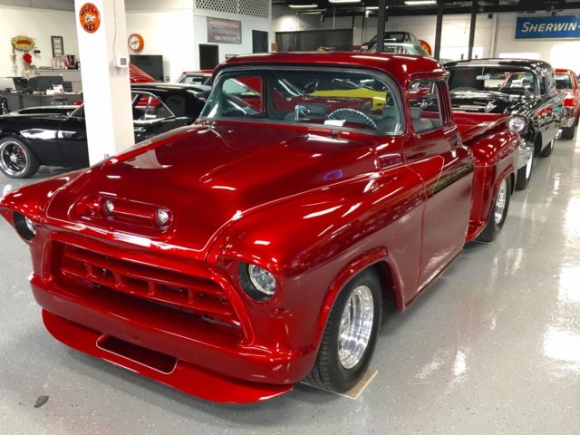 1956 GMC Suburban - photo 2