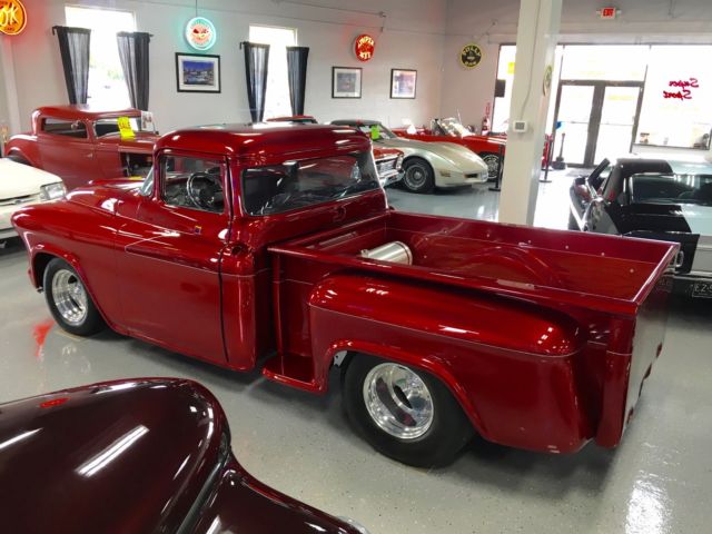 1956 GMC Suburban - photo 4