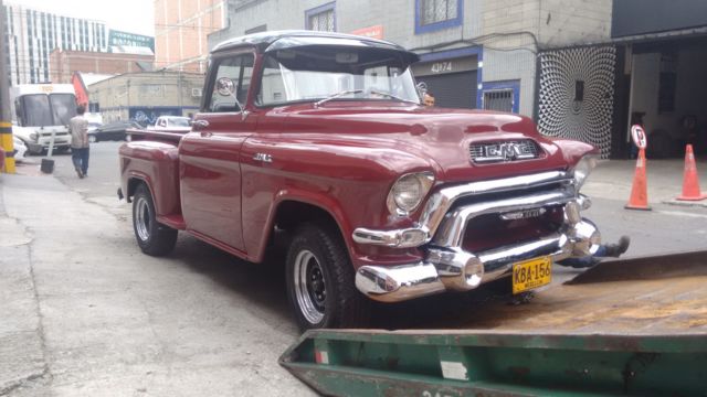 1956 GMC 100 Deluxe short bed - photo 2