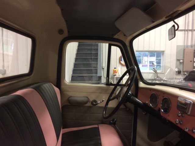 1956 International Harvester S110 - photo 8