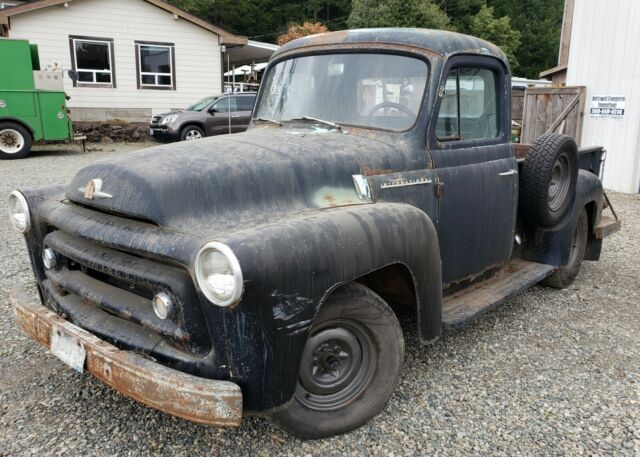1956 International Harvester S-110 Pick Up - photo 3