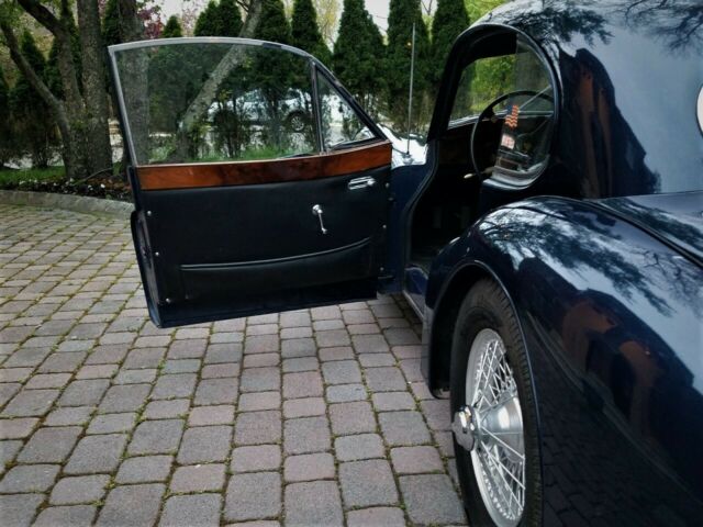 1956 Jaguar XK 140 - photo 9