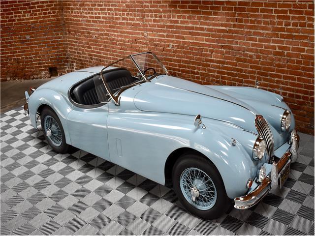 1956 Jaguar XK Roadster - photo 2