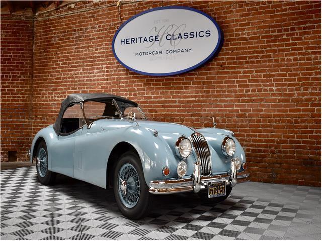 1956 Jaguar XK Roadster - photo 4