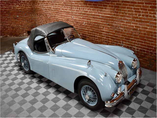 1956 Jaguar XK Roadster - photo 6