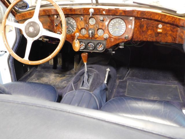 1956 Jaguar XK140 Leather - photo 12