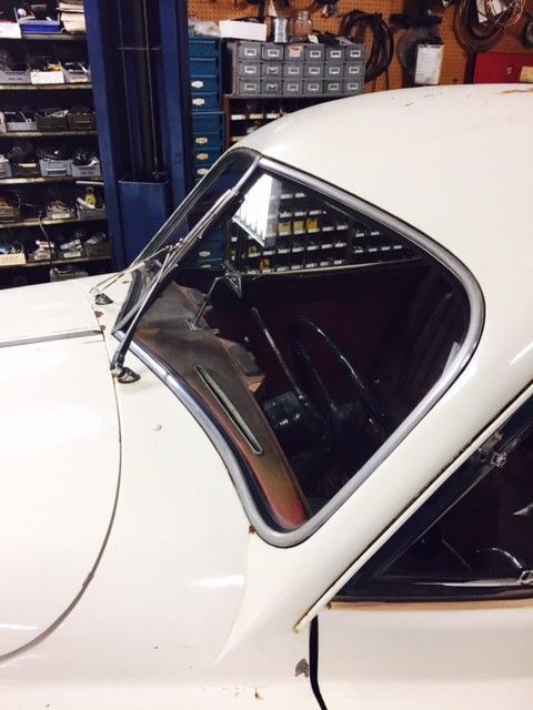 1956 Jaguar XK Fixed Head Coupe - photo 5