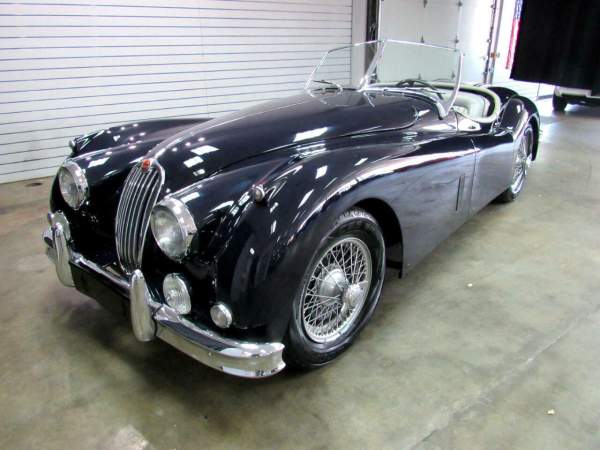 1956 Jaguar XK140 MC Roadster - photo 13
