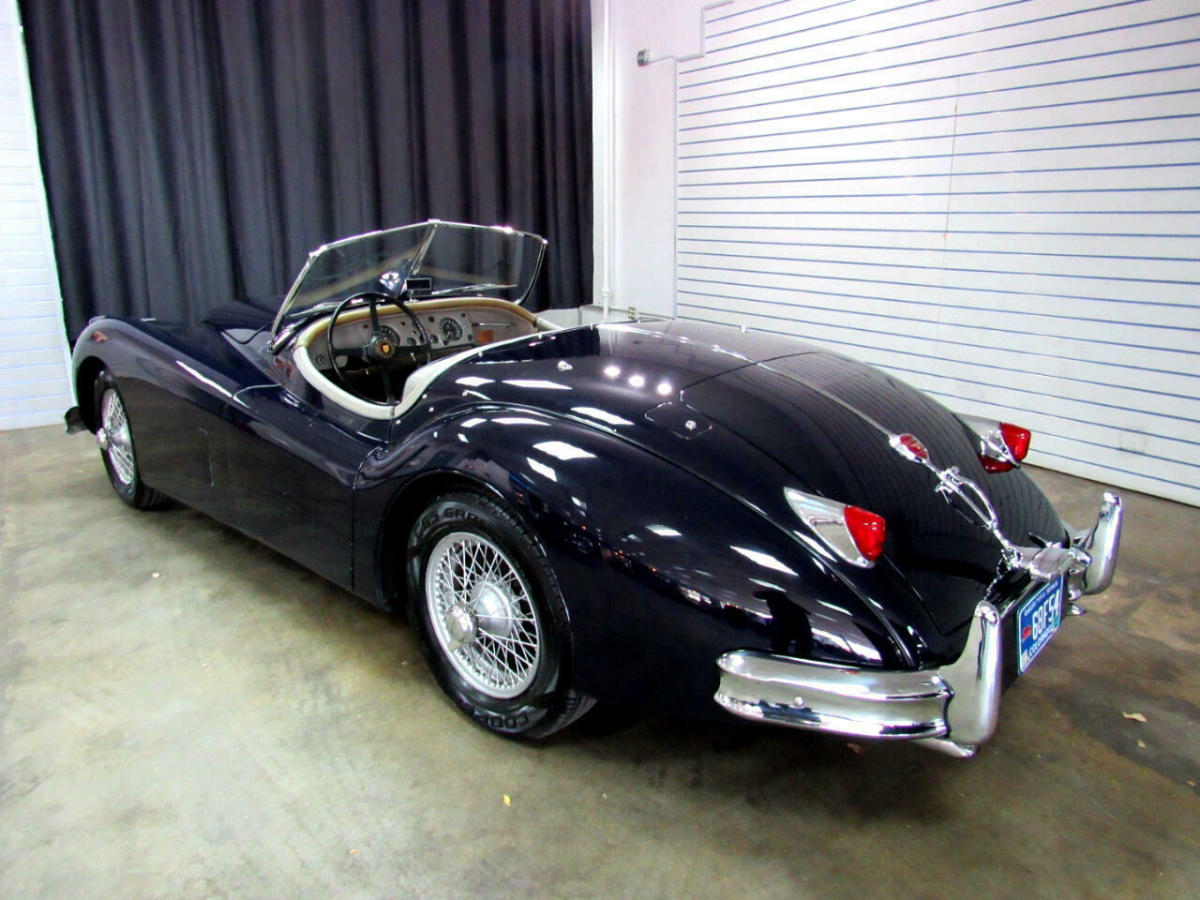 1956 Jaguar XK140 MC Roadster - photo 4