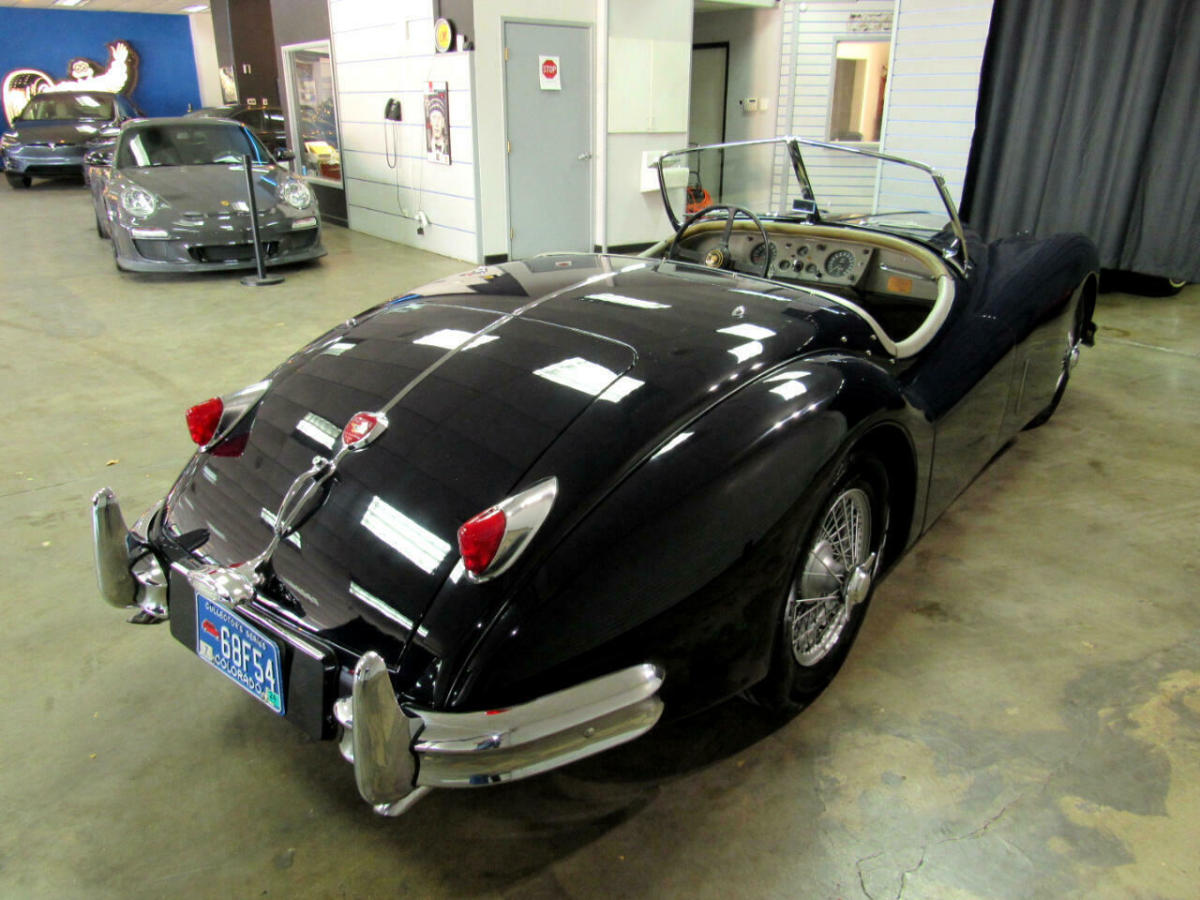 1956 Jaguar XK140 MC Roadster - photo 5