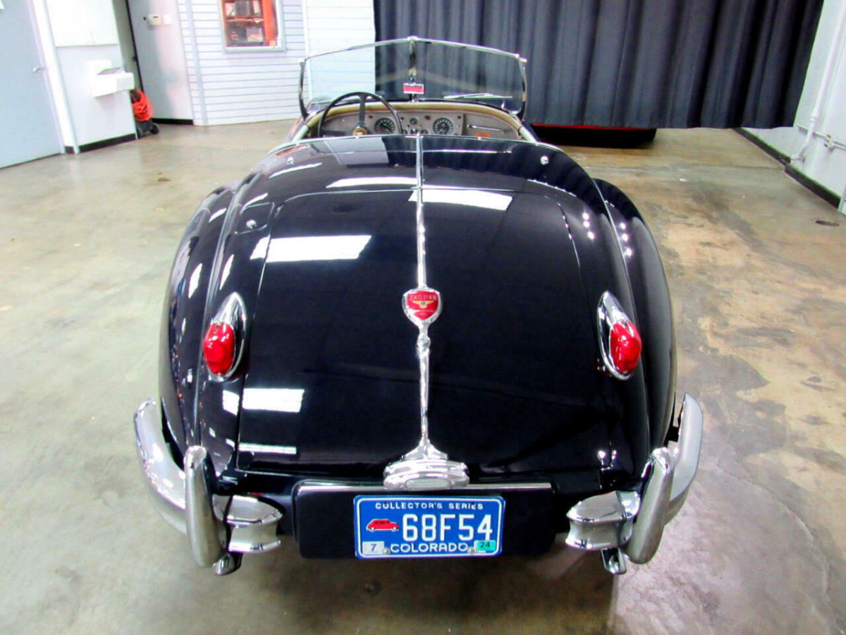 1956 Jaguar XK140 MC Roadster - photo 6