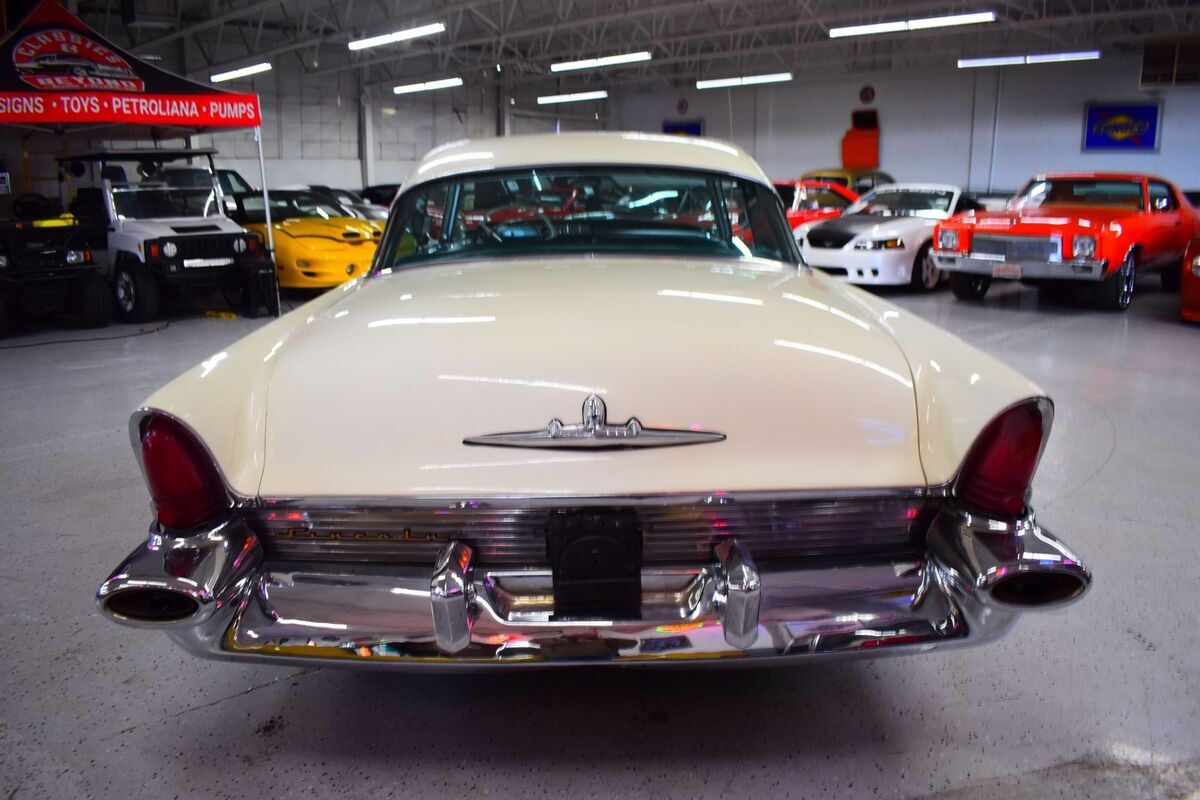 1956 Lincoln Capri Coupe - photo 13