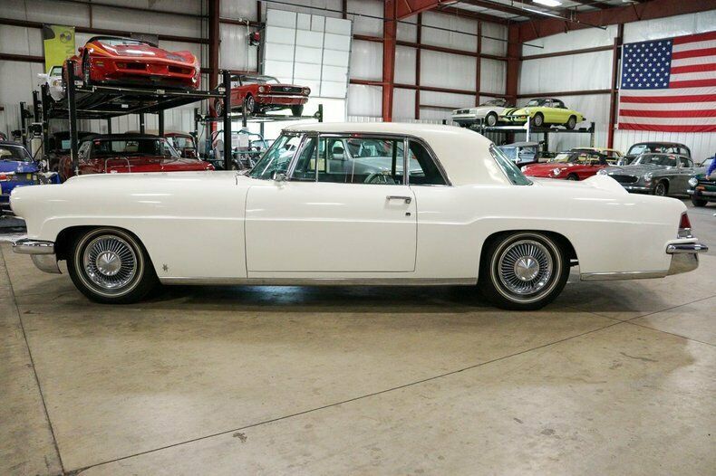 1956 Lincoln Continental - photo 2