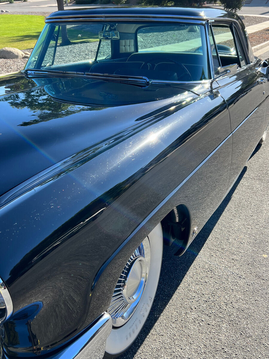 1956 Lincoln Continental - photo 2