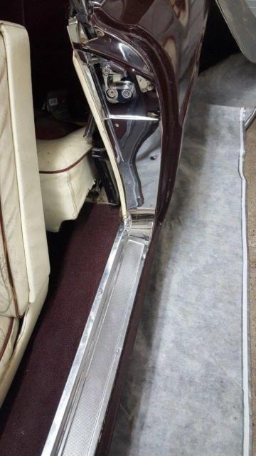 1956 Lincoln Continental Mark II Air Conditioning, Power Windows, Power Seats - photo 9