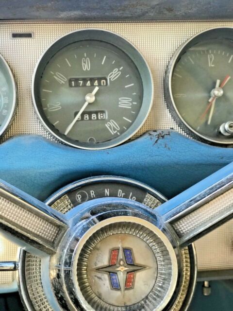 1956 Lincoln Continental - photo 12