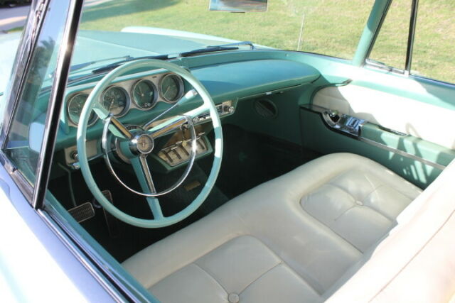 1956 Lincoln Continental - photo 8