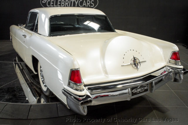 1956 Lincoln Continental - photo 3