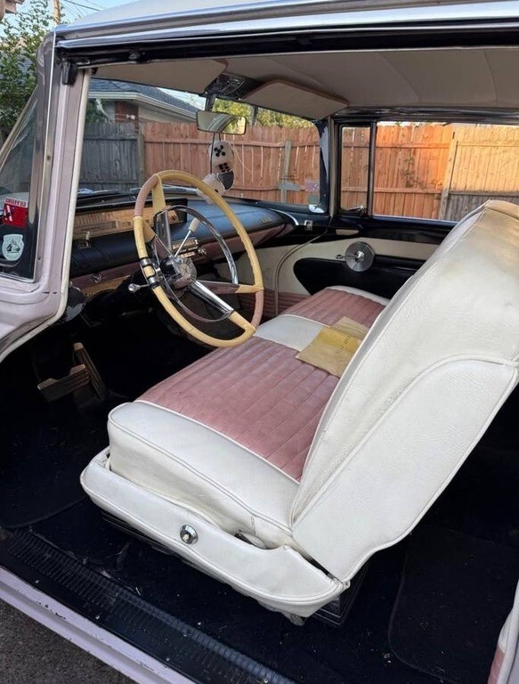 1956 Lincoln Premier - photo 5