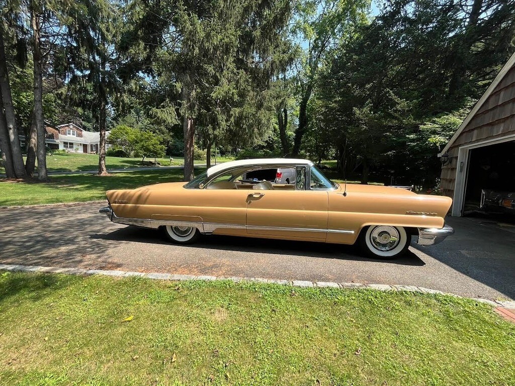 1956 Lincoln Premiere - photo 3