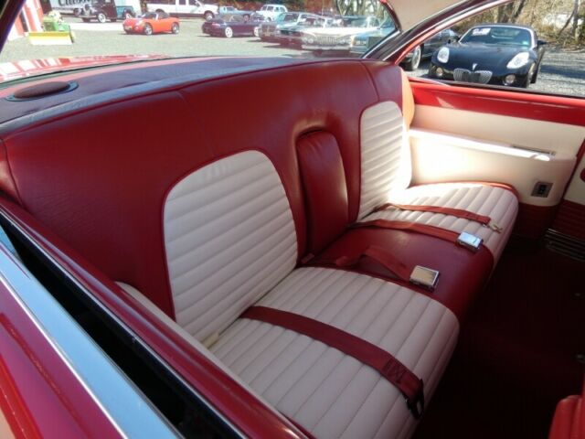 1956 Lincoln Premiere Hardtop Restomod - photo 11