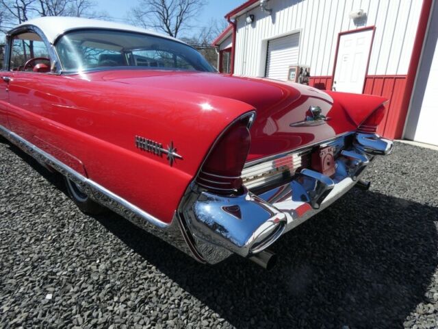 1956 Lincoln Premiere Hardtop Restomod - photo 5