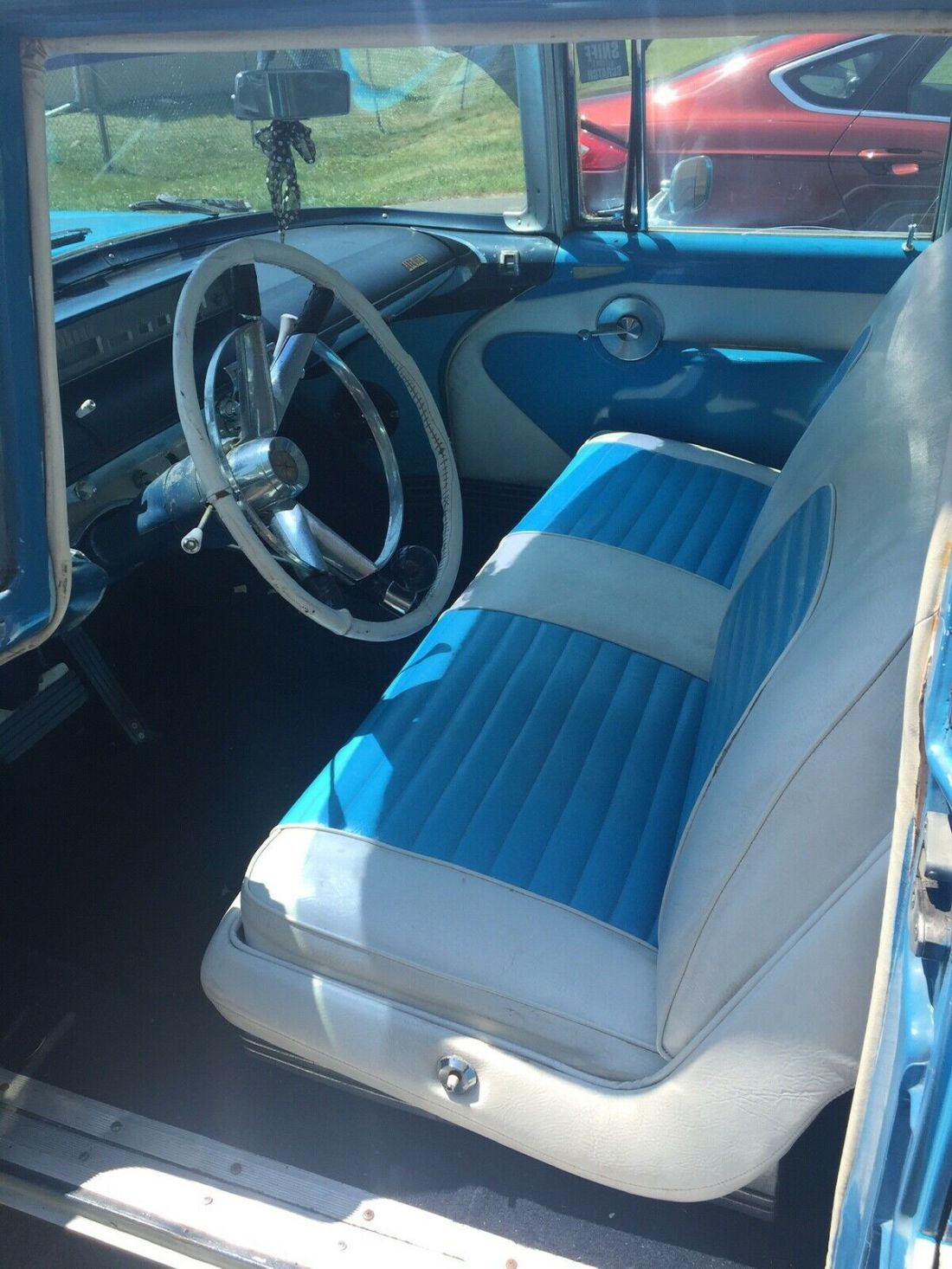 1956 Lincoln Premiere - photo 9