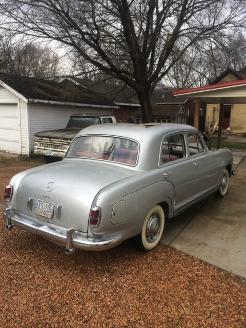 1956 Mercedes-Benz 200-Series 4 Door - photo 4