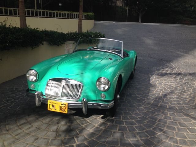 1956 MG MGA RARE COLOR 1956 MG MGA