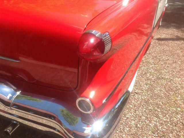 1956 Oldsmobile Eighty-Eight 88 HOLIDAY COUPE - photo 7