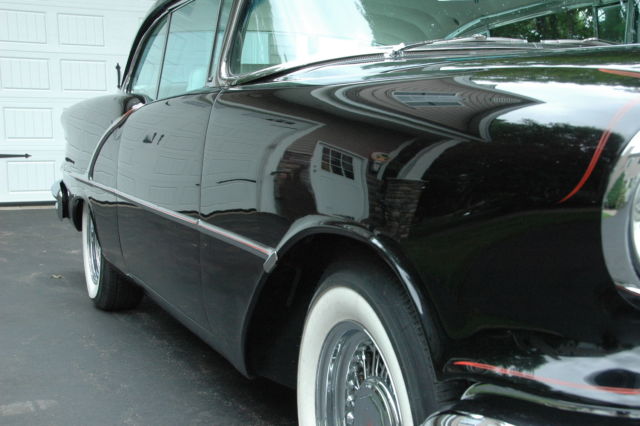 1956 Oldsmobile Eighty-Eight Holiday Hardtop - photo 11