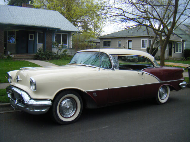 1956 Oldsmobile Holiday 88 Hardtop Coupe 1956 Oldsmobile Eighty-Eight Holiday 88