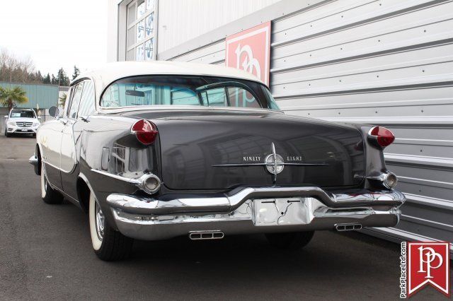 1956 Oldsmobile Ninety-Eight Holiday - photo 4