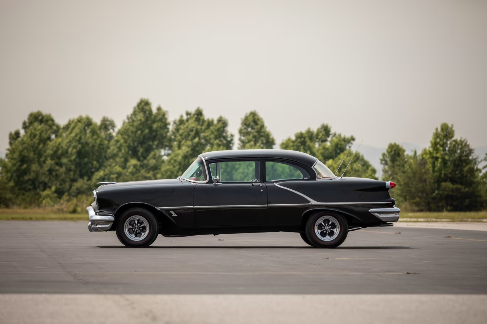 1956 Oldsmobile Two Post Rocket 88 Runabout - photo 9