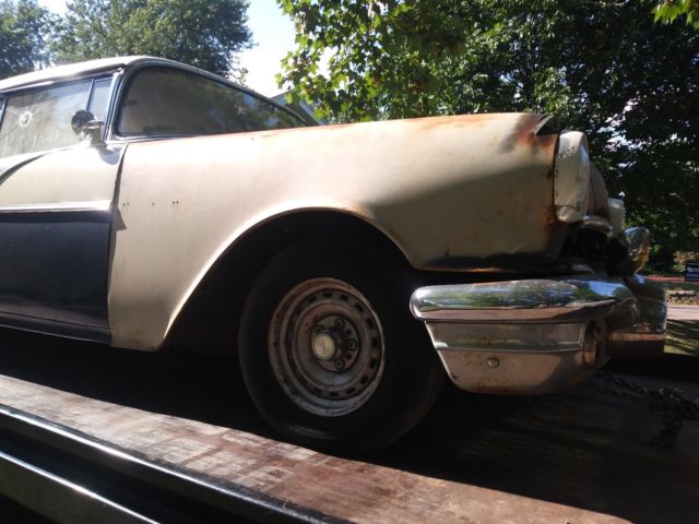 1956 Pontiac Chieftain - photo 7