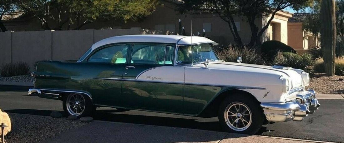 1956 Pontiac Chieftain