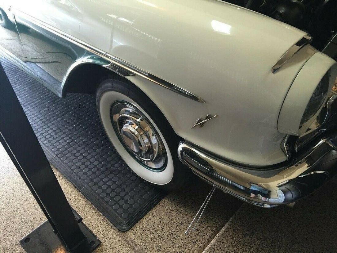 1956 Pontiac Chieftain - photo 9