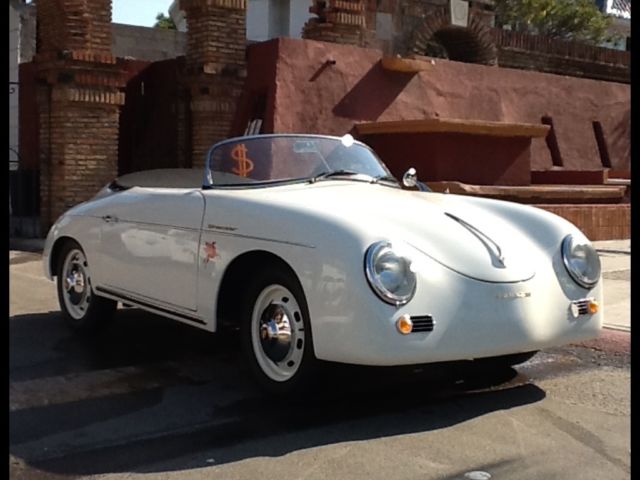 1956 PORSCHE 356 SPEEDSTER CONVERTIBLE REPLICA 1956 Porsche 356 356