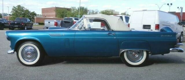 1956 Ford Thunderbird CONVERTIBLE - photo 5