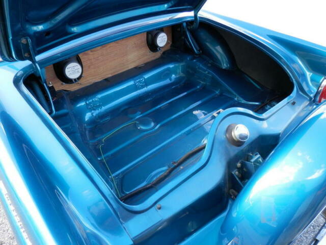 1956 Ford Thunderbird CONVERTIBLE - photo 9