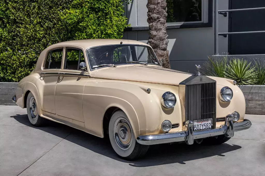1956 Right-Hand-Drive Used 1956 Rolls-Royce Silver Cloud Right-Hand-Drive