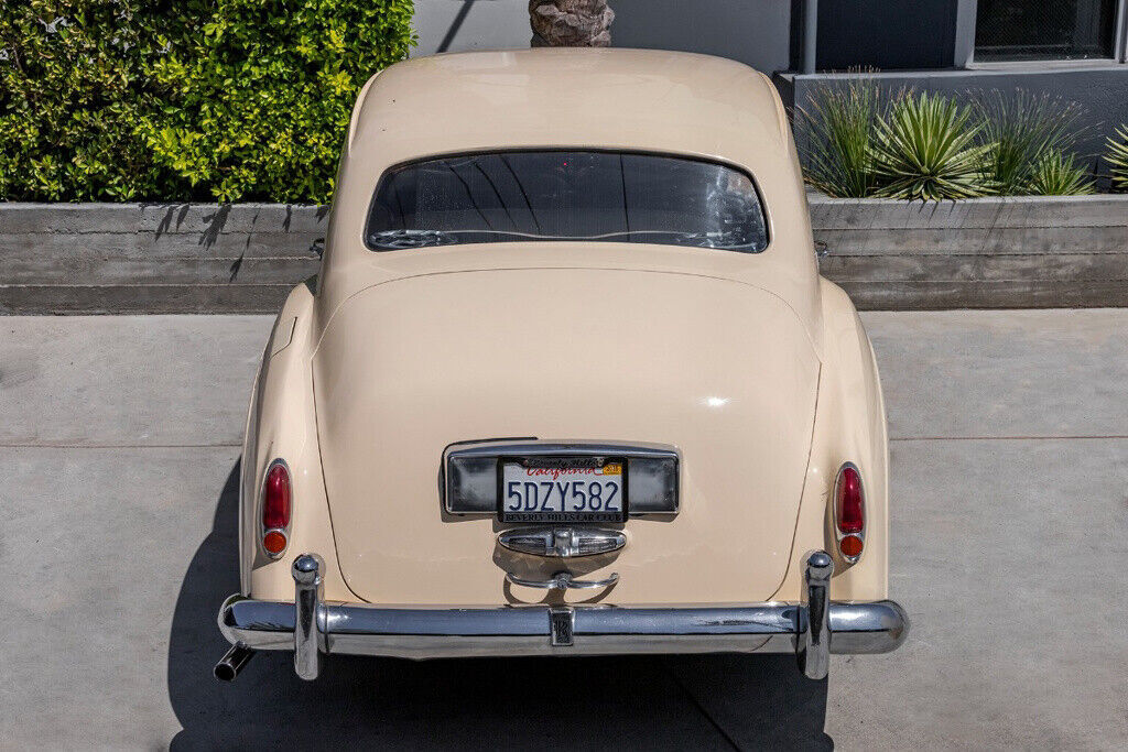 1956 Rolls-Royce Silver Cloud Right-Hand-Drive - photo 7