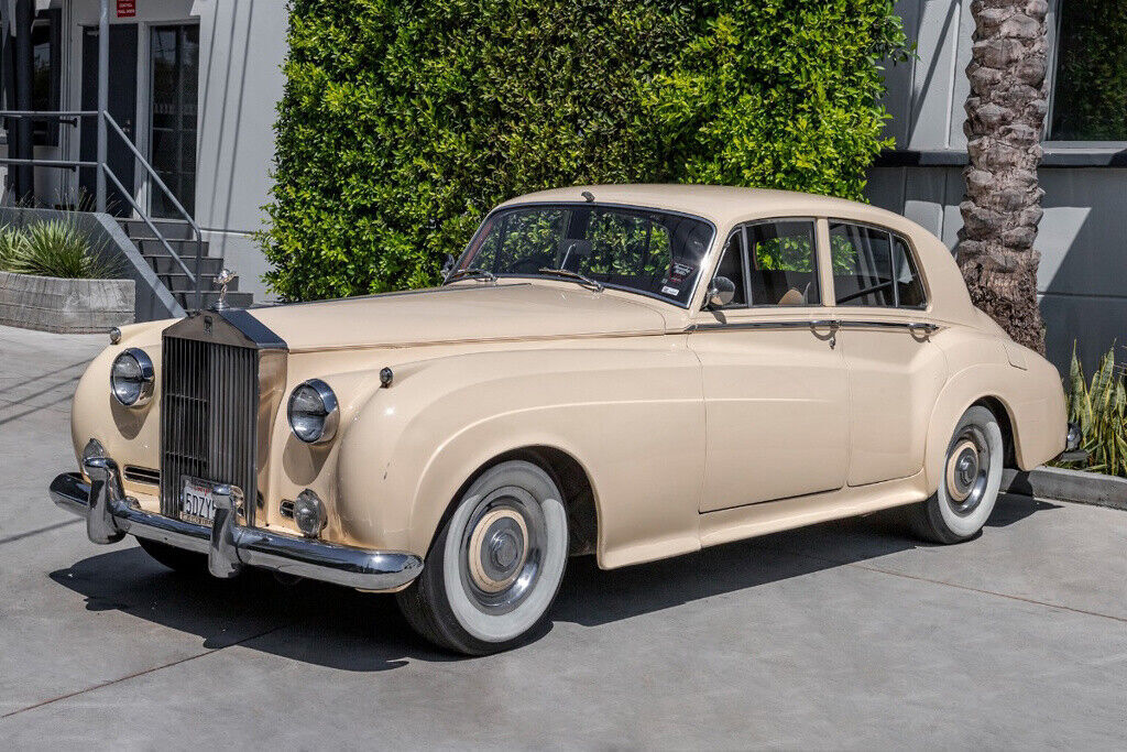 1956 Rolls-Royce Silver Cloud Right-Hand-Drive - photo 9