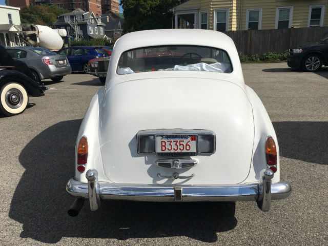 1956 Rolls-Royce Silver Cloud right hand drive - photo 9
