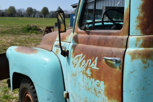 1956 International Harvester S120 - photo 2
