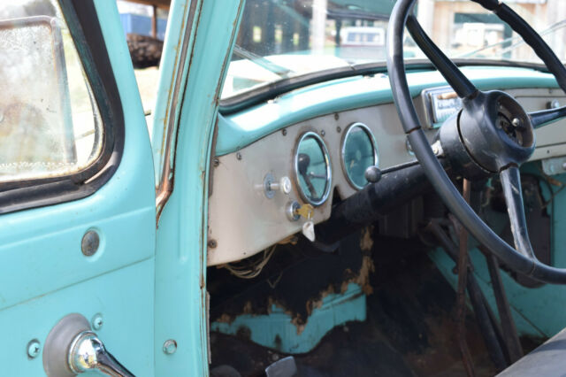 1956 International Harvester S120 - photo 3
